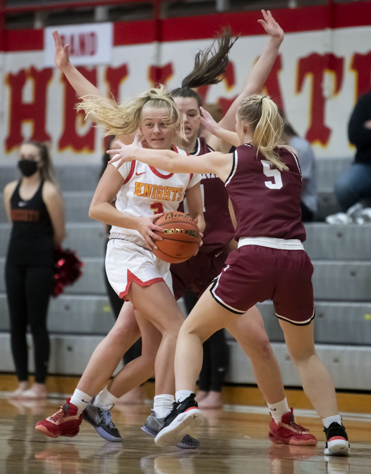 Hellgate vs. Helena girl's basketball 10.JPG